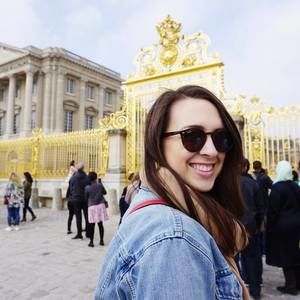 Meet your Posher, Cami